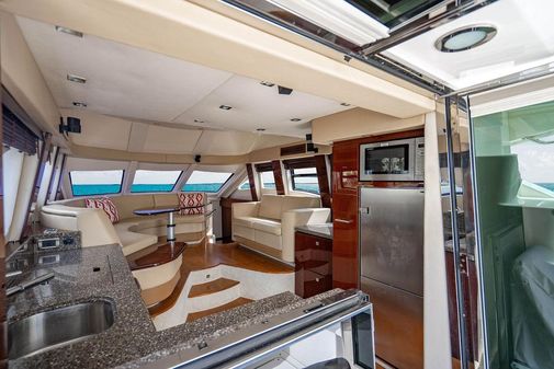 Sea Ray 47 Sedan Bridge image