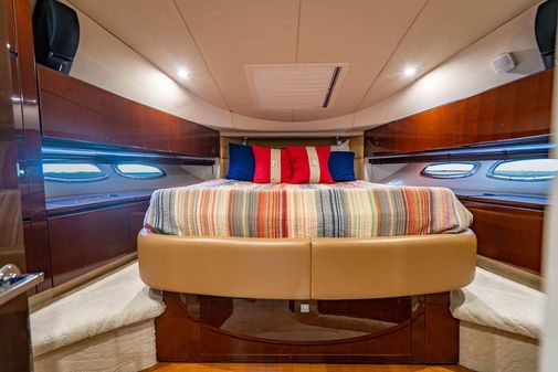 Sea Ray 47 Sedan Bridge image