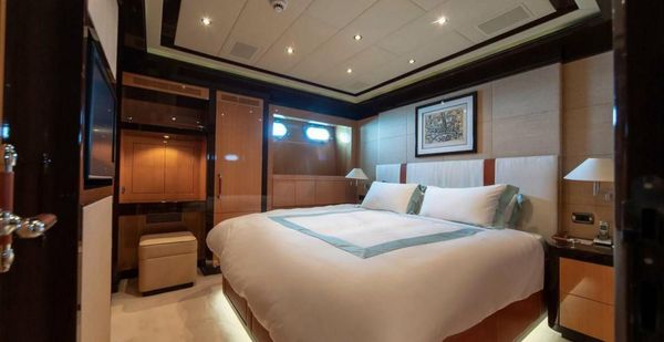 Mangusta 165 image