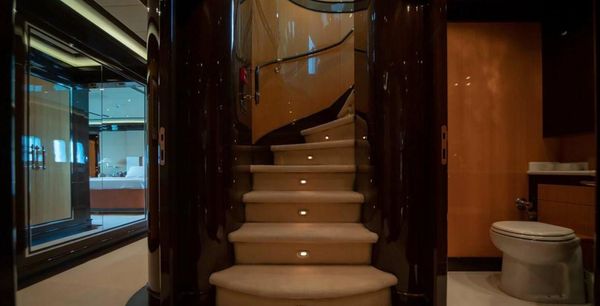 Mangusta 165 image