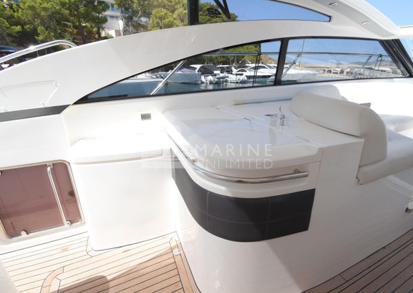 Princess-yachts V42 image