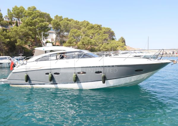 Princess-yachts V42 image