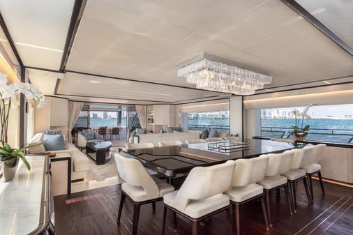 Majesty Yachts 120 image