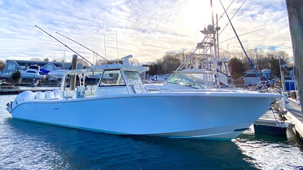 Yellowfin 42 Offshore