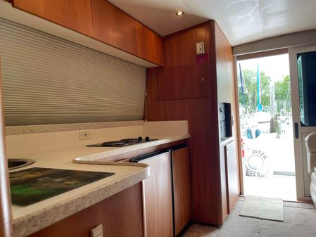 Luhrs 36-CONVERTIBLE image