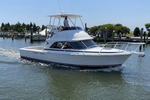 Bertram 35 Flybridge image
