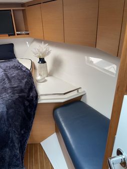 Bertram 35 Flybridge image