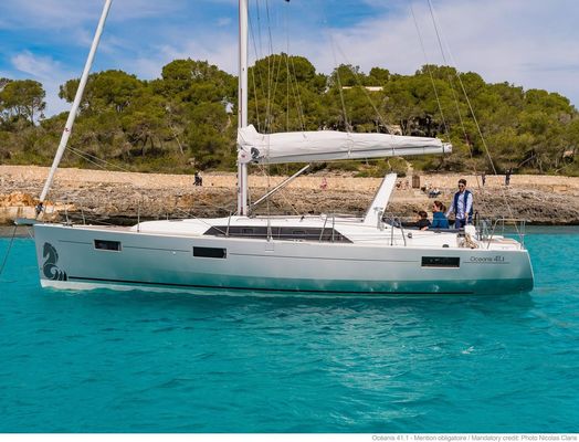 Beneteau Oceanis 41.1 - main image