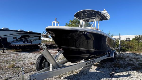 Cobia 237 Center Console 