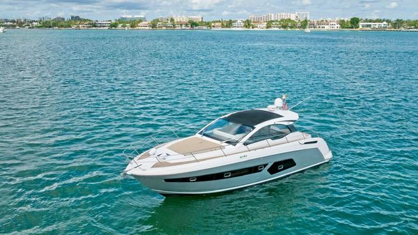 Azimut Atlantis 43