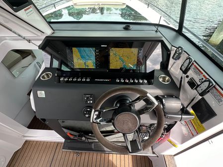 Axopar 37 XC Cross Cabin BRABUS LINE image