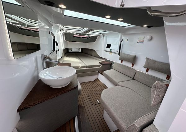 Axopar 37 XC Cross Cabin BRABUS LINE image