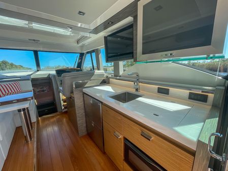 Tiara Yachts 39 Coupe image