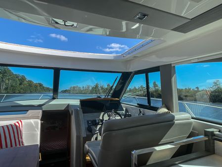 Tiara Yachts 39 Coupe image