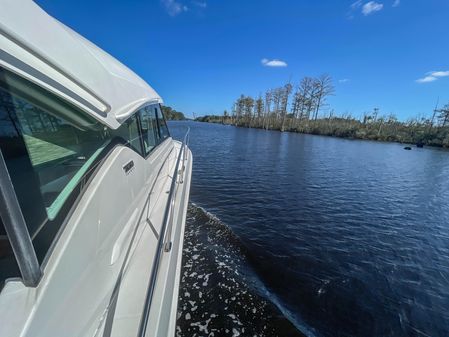 Tiara Yachts 39 Coupe image