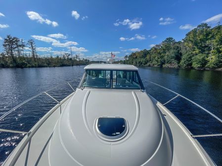 Tiara Yachts 39 Coupe image