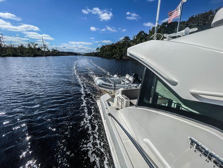 Tiara Yachts 39 Coupe image