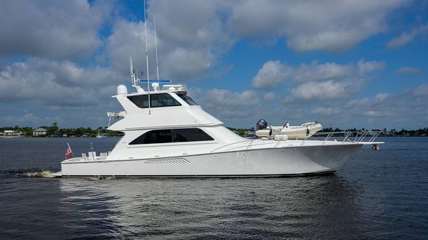 Viking 61 Enclosed Bridge 