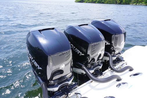 Boston Whaler 370 Outrage image