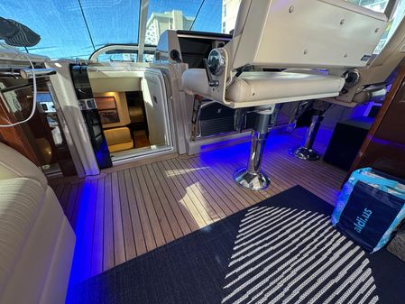 Sea Ray 60 Sundancer image