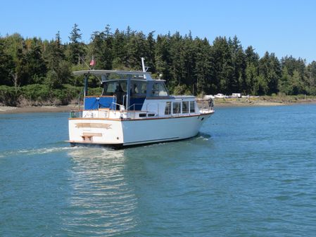 Roughwater Pilothouse image