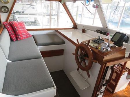 Roughwater Pilothouse image