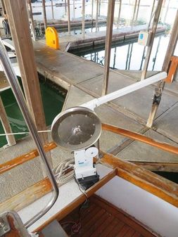 Roughwater Pilothouse image