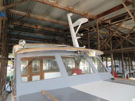 Roughwater Pilothouse image