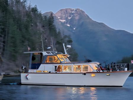 Roughwater Pilothouse image