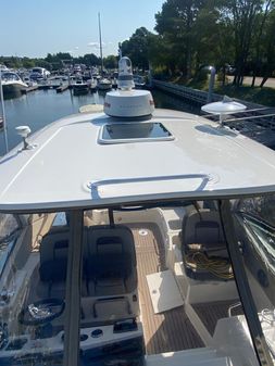 Sea Ray 370 Sundancer image