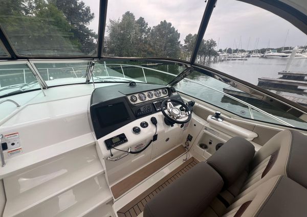 Sea Ray 370 Sundancer image