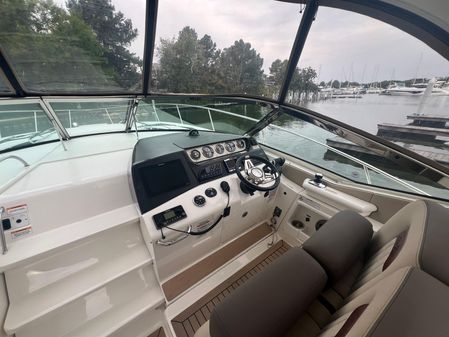 Sea Ray 370 Sundancer image