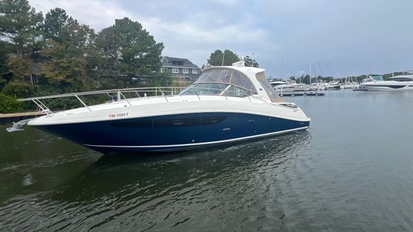 Sea Ray 370 Sundancer 