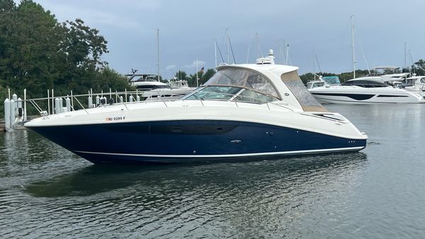 Sea Ray 370 Sundancer 