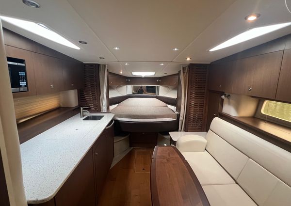 Sea Ray 370 Sundancer image