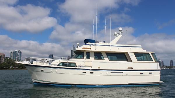 Hatteras 56 MY Wide Body 
