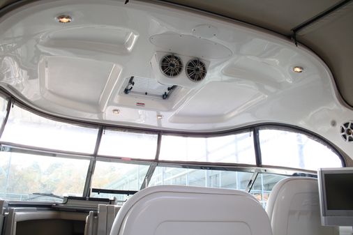 Sea Ray Sundancer 380 image