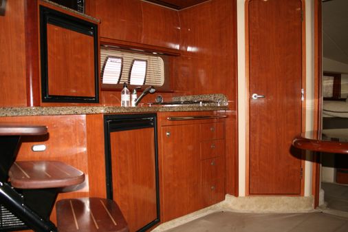 Sea Ray Sundancer 380 image