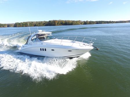 Sea Ray Sundancer 380 image