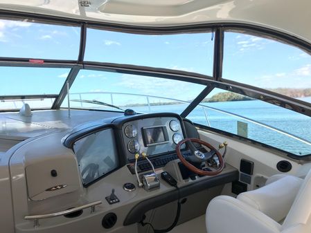 Sea Ray Sundancer 380 image