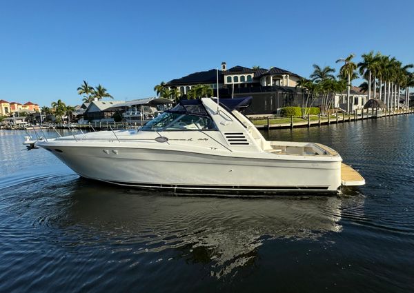 Sea-ray 370-EXPRESS-CRUISER image