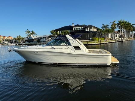 Sea-ray 370-EXPRESS-CRUISER image