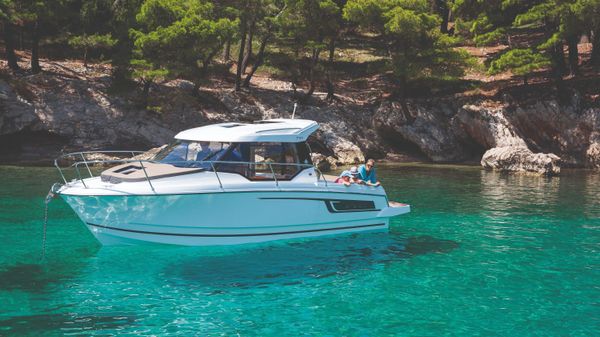 Jeanneau NC 795