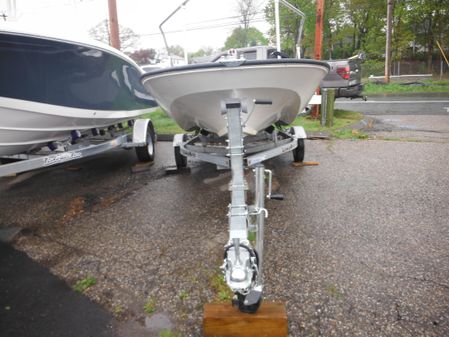 Boston Whaler 15 SPORT image