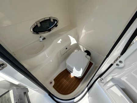 Nauticstar 243DC-SPORT-DECK image