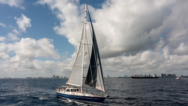 Camper & Nicholsons Cruising sailboat