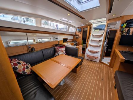 Jeanneau Sun Odyssey 44 DS image