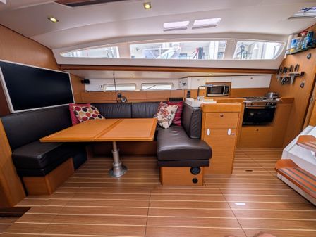 Jeanneau Sun Odyssey 44 DS image