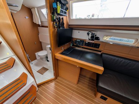 Jeanneau Sun Odyssey 44 DS image