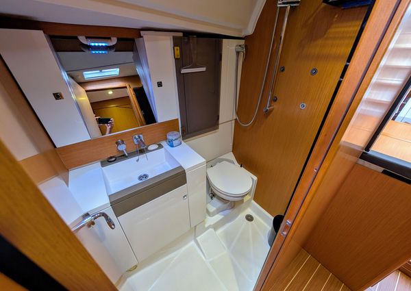 Jeanneau Sun Odyssey 44 DS image